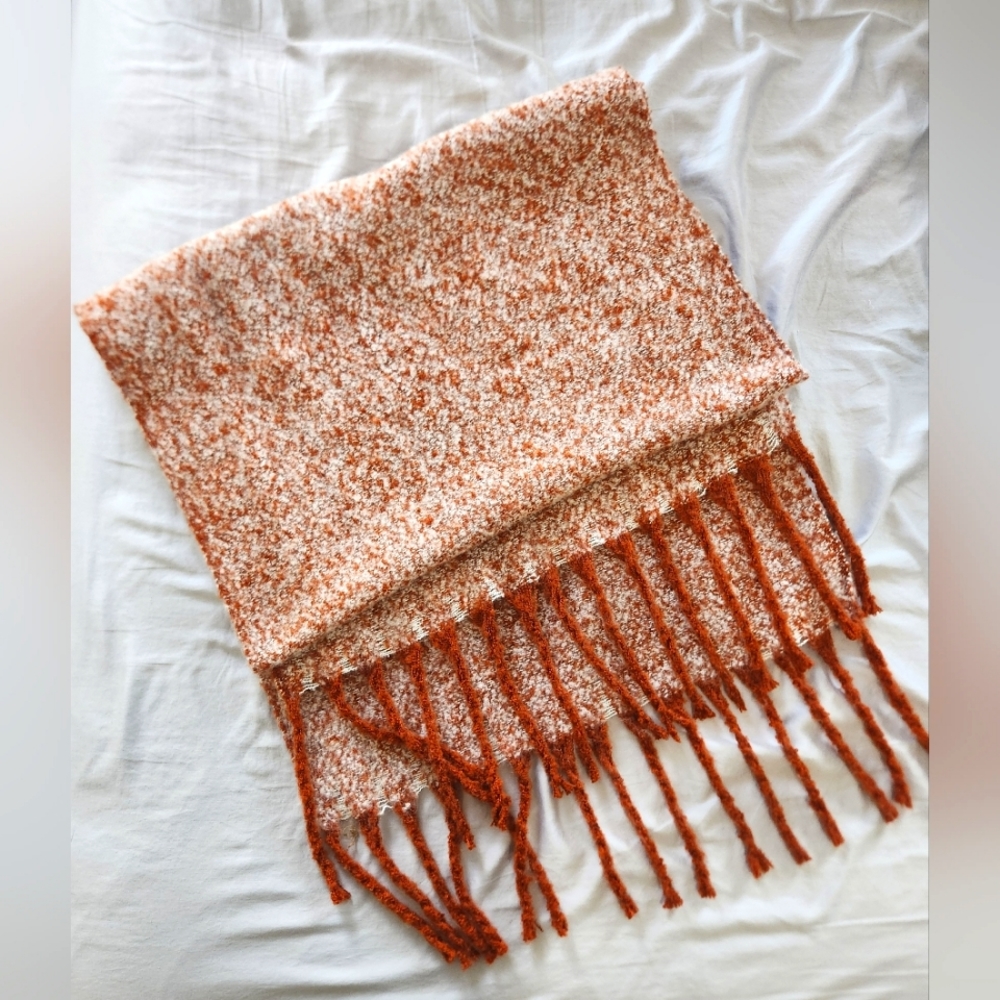 Blanket scarf. Orange.